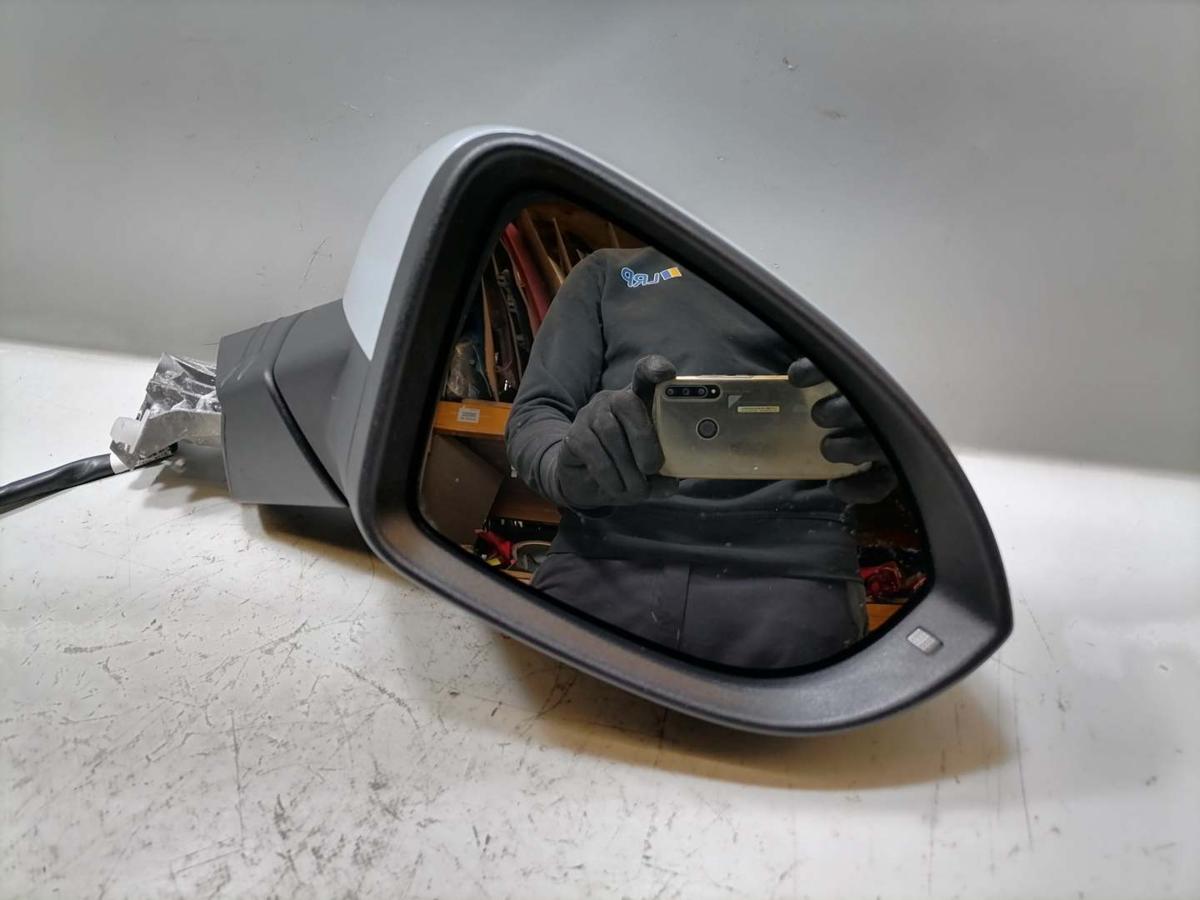 VW Golf 8 original Außenspiegel rechts elektrisch anklappbar Umfeldbeleuchtung Bj.2024